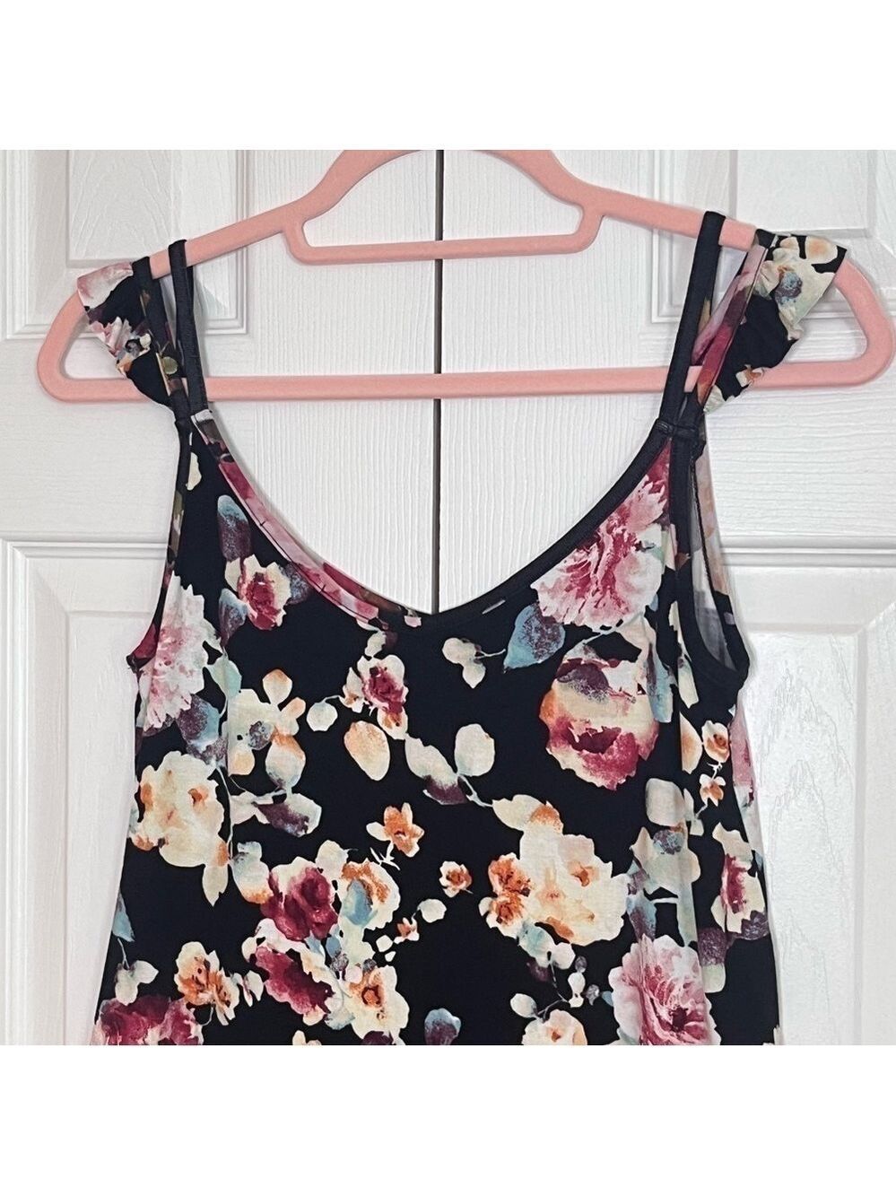 12PM by Mon Ami Black Floral Ruffle Top Small - Picture 7 of 12